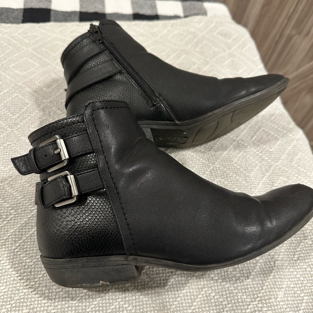 Naturalizer Black Booties